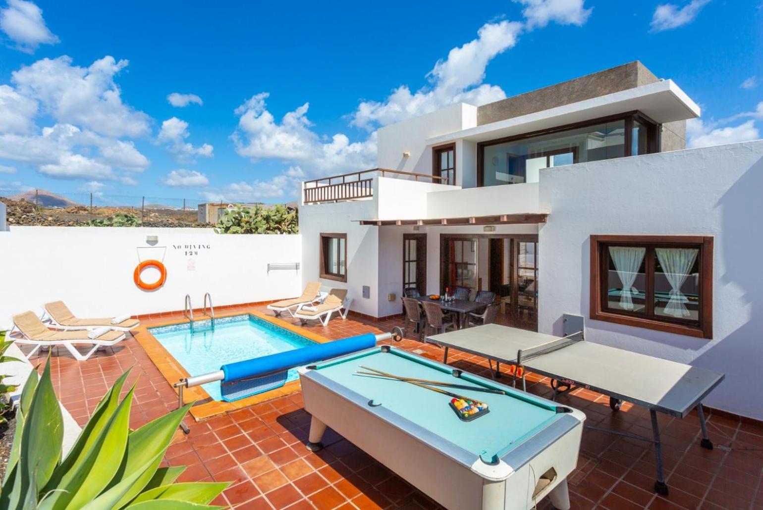 Villa Julianne 4 Puerto del Carmen  Exteriör bild